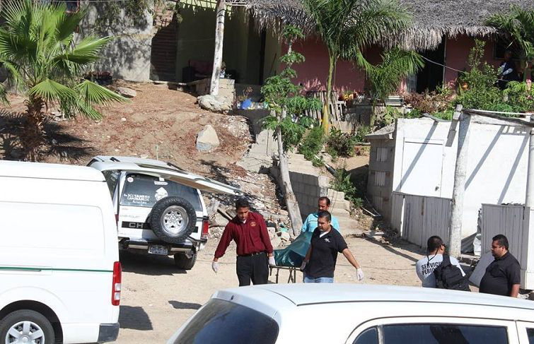 Jornada trágica en Los Cabos; encuentran a mujer ahorcada y dos hombres son asesinados Jornada trágica en Los Cabos; encuentran a mujer ahorcada y dos hombres son asesinados