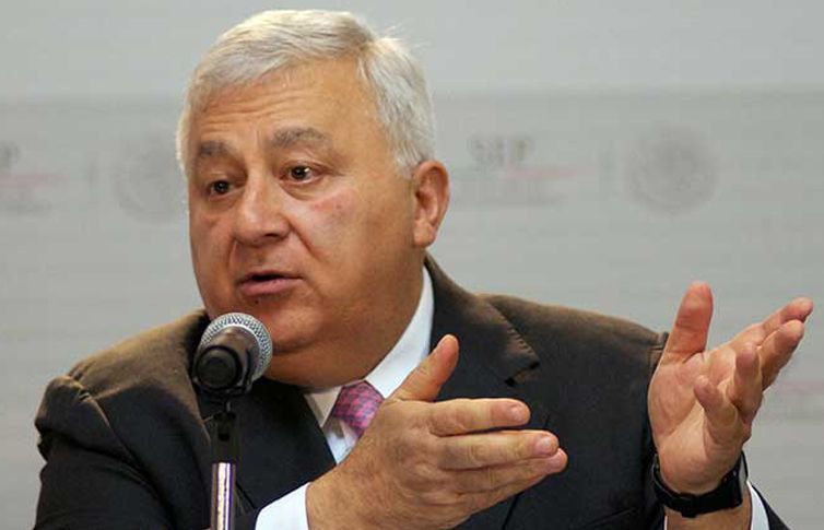 Llama Chuayffet a gobernadores a asumir su responsabilidad para sancionar a maestros Llama Chuayffet a gobernadores a asumir su responsabilidad para sancionar a maestros