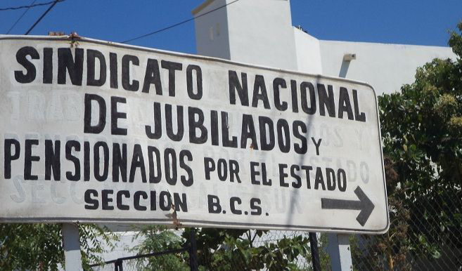 Aún existen jubilados del sector de gobierno que reciben solamente 2 mil pesos al  mes