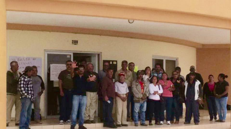 Otra vez Guille Santillán debe quincenas; hay paro en Delegación de Guerrero Negro