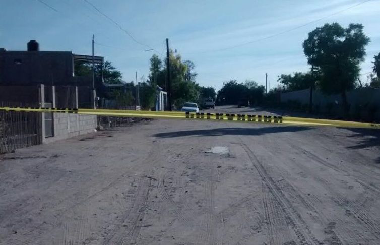 Con cuernos de chivo ejecutan a un hombre