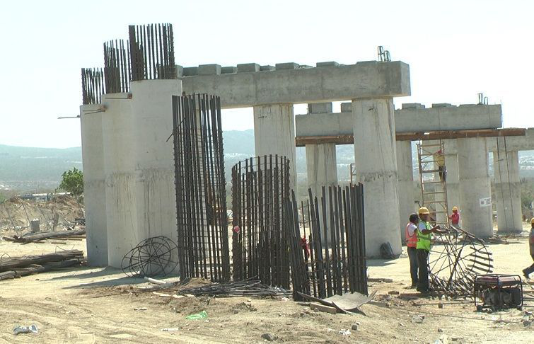 FOIS advierte que la construcción del libramiento CSL-SJC presenta considerable atraso FOIS advierte que la construcción del libramiento CSL-SJC presenta considerable atraso