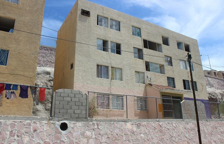 Evacuados del Pedregal se quejan del albergue donde los instaló el Ayuntamiento de La Paz Evacuados del Pedregal se quejan del albergue donde los instaló el Ayuntamiento de La Paz