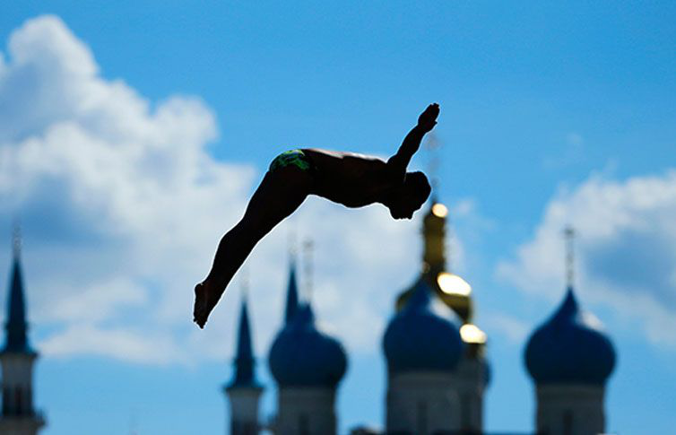 Jonathan Paredes, por presea en clavados de altura del Mundial de Natación