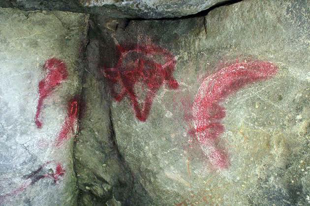 Vandalizan pinturas rupestres en cueva de Tlaxcala; el daño es irreversible