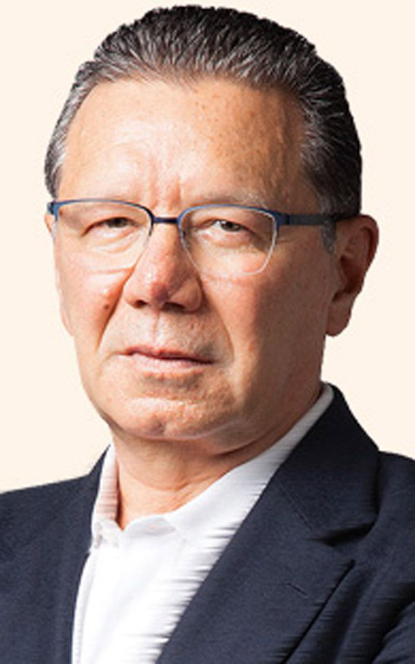 Jorge Fernández Menéndez ,El PAN sabe su camino, al PRD se lo muestran