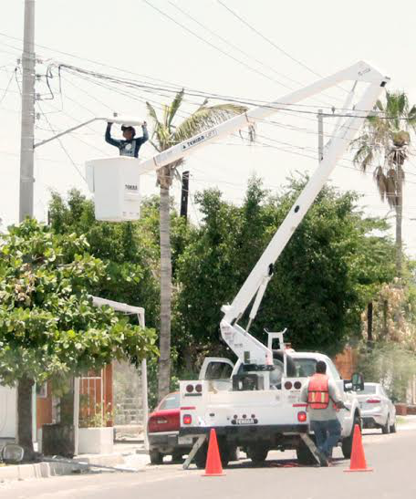 En un mes ha invertido GIRRSA más de 20 MDP en el alumbrado de La Paz
