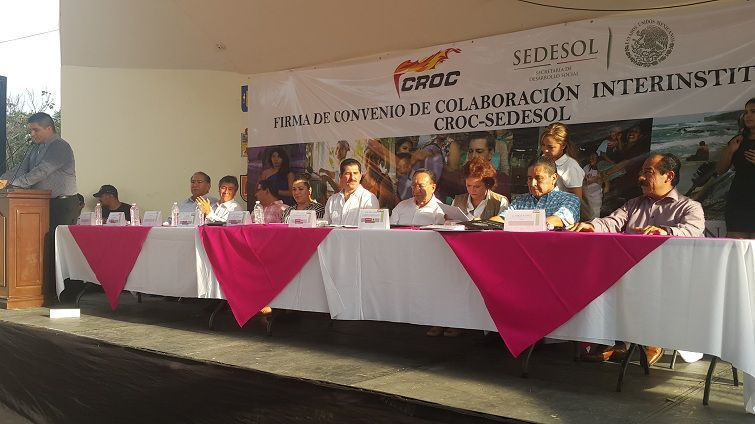 Isaías González Cuevas a favor del proyecto “Zona dorada Los Cabos” Isaías González Cuevas a favor del proyecto “Zona dorada Los Cabos”