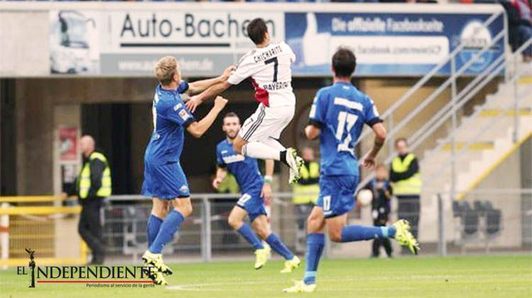 ‘Chicharito’ tiene gris debut con el Bayer Leverkusen