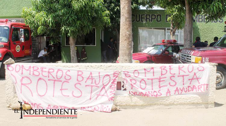 Tras protestas consiguen bomberos josefinos destitución de su comandante