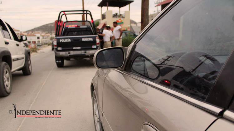 Sorprenden a menor de edad cuando robaba un autoestéreo