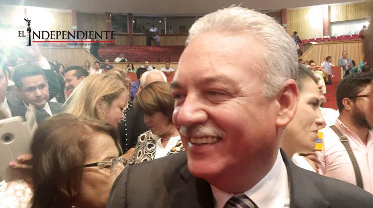 Anuncia su retiro temporal MCV de la política