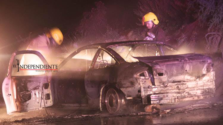 Médico legista calcinado en su auto había amenazado con quitarse la vida