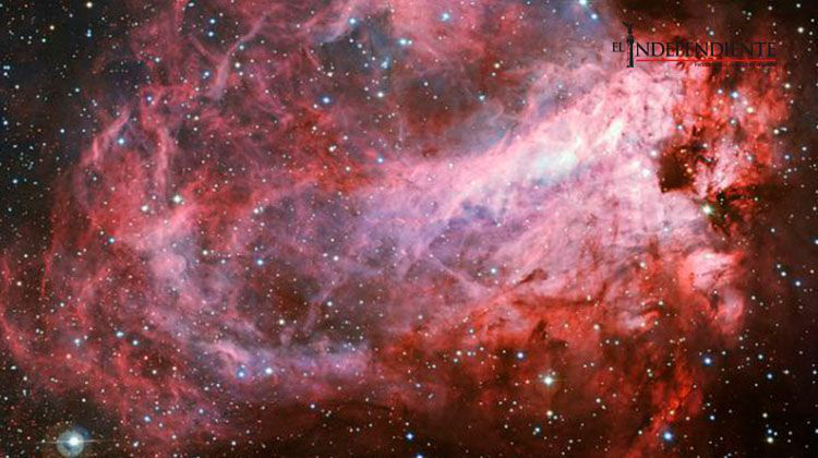 El Observatorio Europeo Austral captura una 'rosa espacial' en nebulosa El Observatorio Europeo Austral captura una 'rosa espacial' en nebulosa