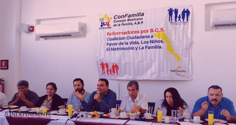 Pide el Consejo Mexicano de la Familia renovar el artículo 4to de la constitución Pide el Consejo Mexicano de la Familia renovar el artículo 4to de la constitución