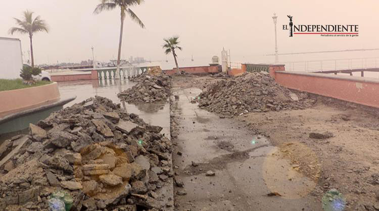 Continúa el muelle de la Reyna sin repararse Continúa el muelle de la Reyna sin repararse
