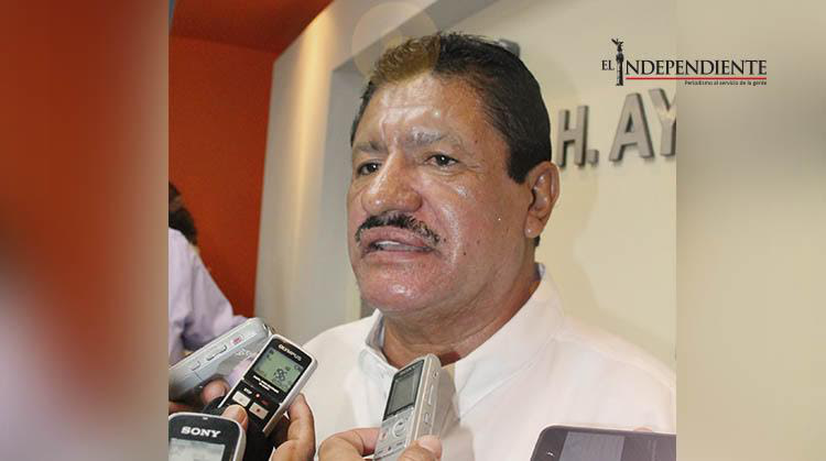 Mantiene Armando Martínez Vega su total rechazo a la minería tóxica Mantiene Armando Martínez Vega su total rechazo a la minería tóxica