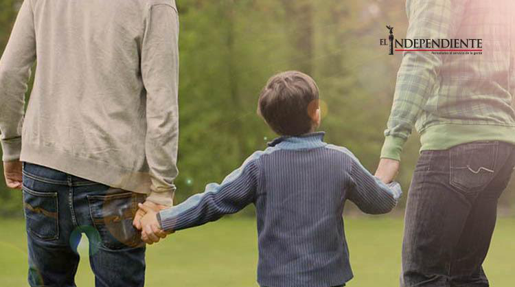 Ley prohíbe en BCS que parejas homosexuales adopten Ley prohíbe en BCS que parejas homosexuales adopten