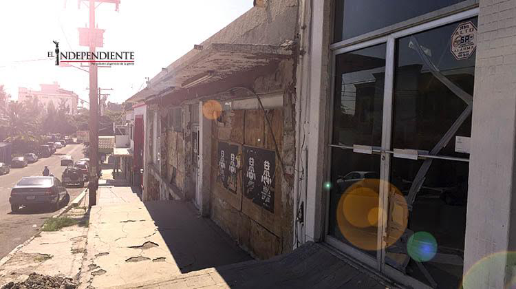 Rentas excesivas y promesas incumplidas apresuran la desaparición de la zona Centro, en La Paz