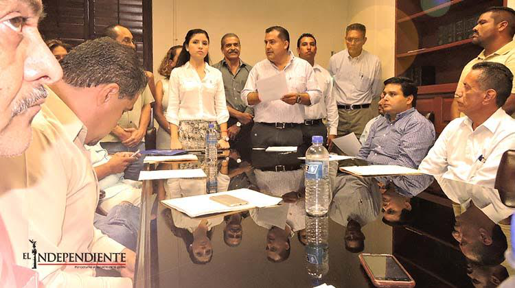 14 candidatos a delegados recibieron constancia de registro 14 candidatos a delegados recibieron constancia de registro