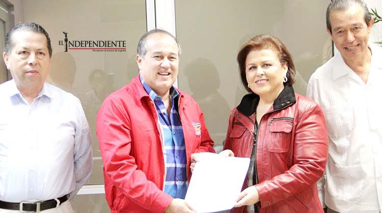Auditarán la Administración de Esthela Ponce y “Nacho” Monroy Auditarán la Administración de Esthela Ponce y “Nacho” Monroy
