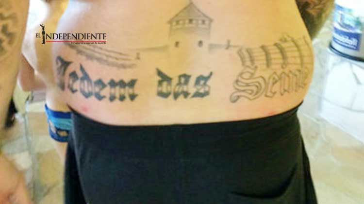 Alemania investiga a hombre con tatuaje nazi