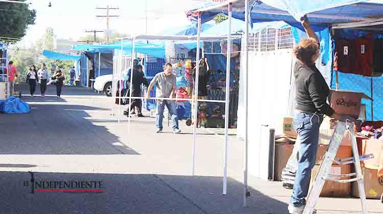 Ya no “levanta” el tradicional Tianguis Navideño de La Paz Ya no “levanta” el tradicional Tianguis Navideño de La Paz