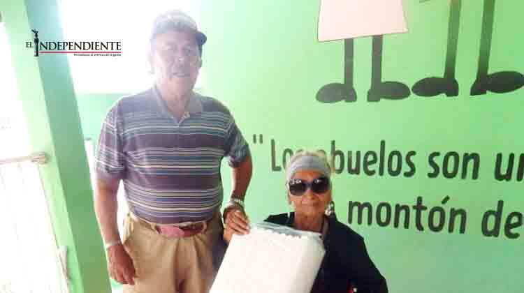 Abuelitos encuentran el amor en el Club San Miguel Abuelitos encuentran el amor en el Club San Miguel