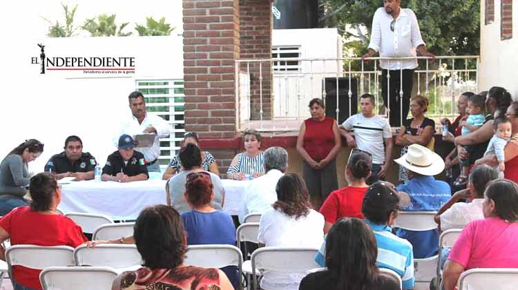 Recomiendan destruir los empaques de regalos de navidad costosos para evitar llamar la atención de ladrones Recomiendan destruir los empaques de regalos de navidad costosos para evitar llamar la atención de ladrones