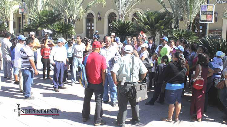 Antorchitas se manifiestarán hoy en explanada del Palacio Municipal Antorchitas se manifiestarán hoy en explanada del Palacio Municipal