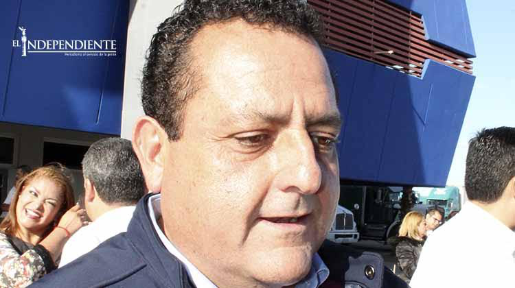 Prepara el Gobernador una nueva propuesta al Congreso del Estado Prepara el Gobernador una nueva propuesta al Congreso del Estado