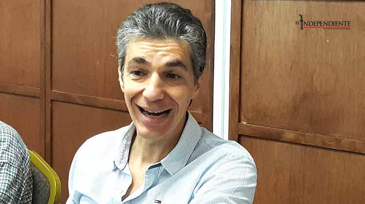 Restauranteros no están de acuerdo en bajar la música para que entren músicos a tocar Restauranteros no están de acuerdo en bajar la música para que entren músicos a tocar