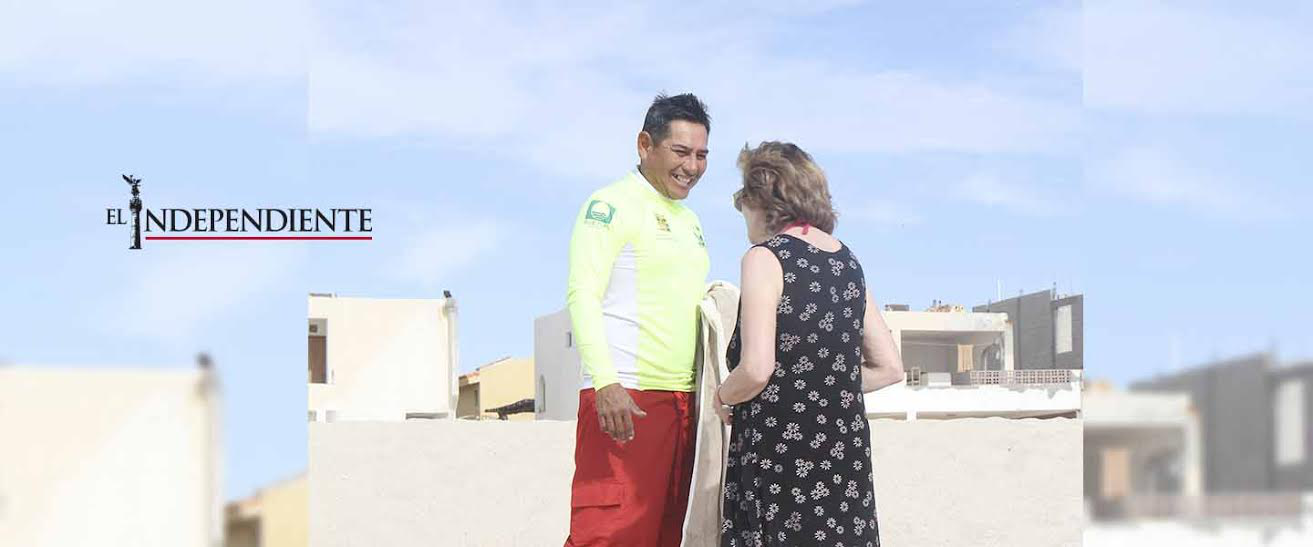 Cuenta ZOFEMAT con 14 guardavidas bilingües para atención del turista en playas de Los Cabos Cuenta ZOFEMAT con 14 guardavidas bilingües para atención del turista en playas de Los Cabos