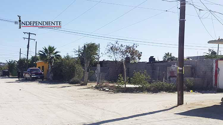 Denuncian falta de voluntad del alcalde para regularizar colonias de CSL