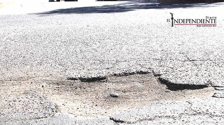Urge que el municipio repare las calles de la ciudad
