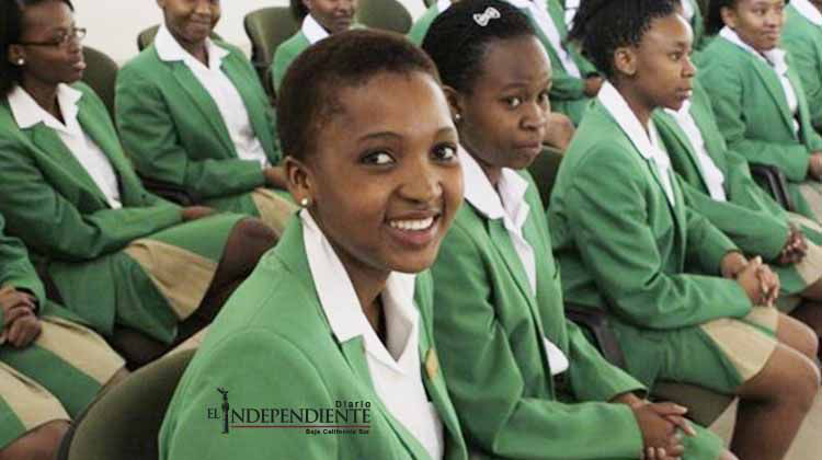 Ofrecen becas escolares para jóvenes vírgenes