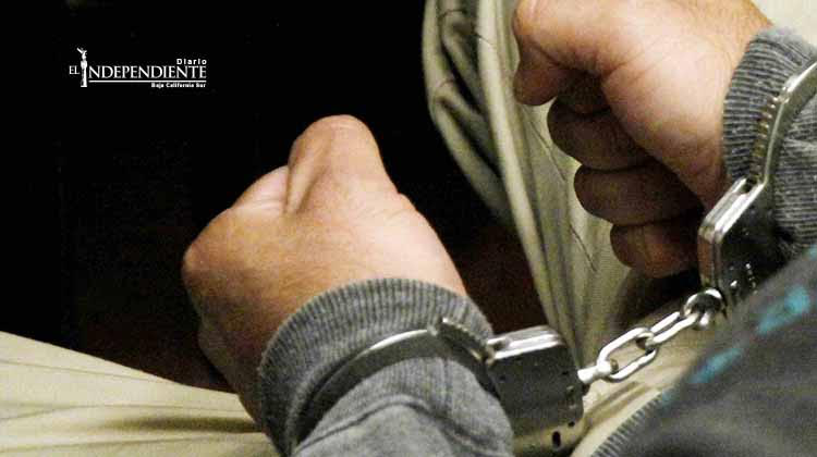 Orden de aprehensión cumplimentada por el delito de robo agravado Orden de aprehensión cumplimentada por el delito de robo agravado