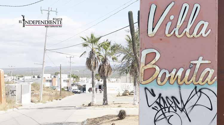 Acceso a fraccionamiento Villa Bonita en penumbra, vecinos piden alumbrado