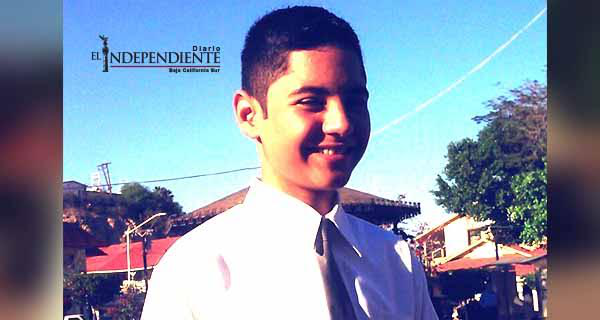 Acusan al ISJ de discriminar al ganador de La Paz en Concurso Juvenil de Oratoria Acusan al ISJ de discriminar al ganador de La Paz en Concurso Juvenil de Oratoria