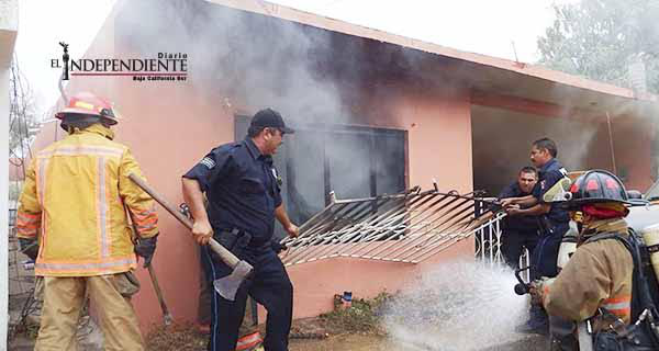 En pleno viernes Santo, hombre intenta suicidarse prendiendo fuego a su vivienda En pleno viernes Santo, hombre intenta suicidarse prendiendo fuego a su vivienda