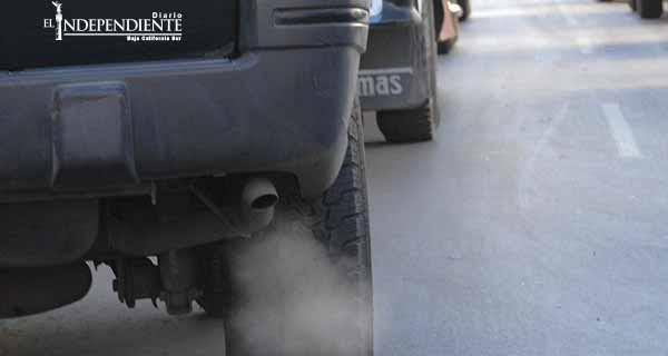 Urgen a Semarnat publique norma que controle contaminación de vehículos Urgen a Semarnat publique norma que controle contaminación de vehículos
