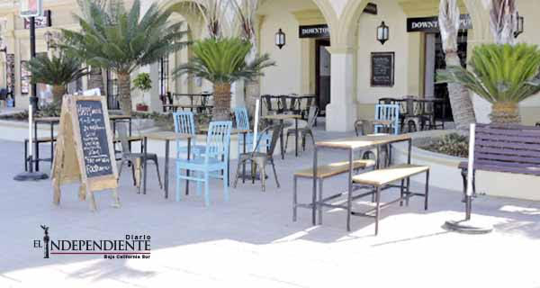 Que los comerciantes dejen de invadir banquetas, pide Inspección Fiscal