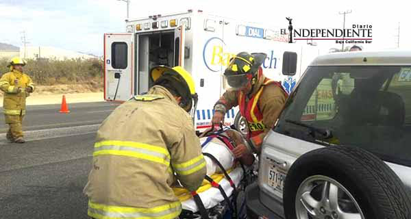 8 lesionados dejó el choque entre dos vehículos en peligroso crucero de SJC