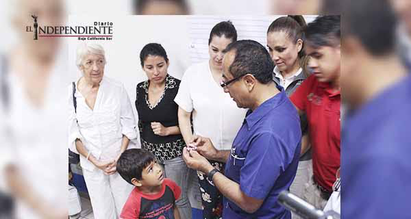 Entregó el Gobierno Estatal 646 auxiliares Auditivos a personas de escasos recursos Entregó el Gobierno Estatal 646 auxiliares Auditivos a personas de escasos recursos