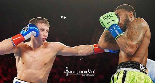 Golovkin noquea y espera medirse al 'Canelo' Golovkin noquea y espera medirse al 'Canelo'