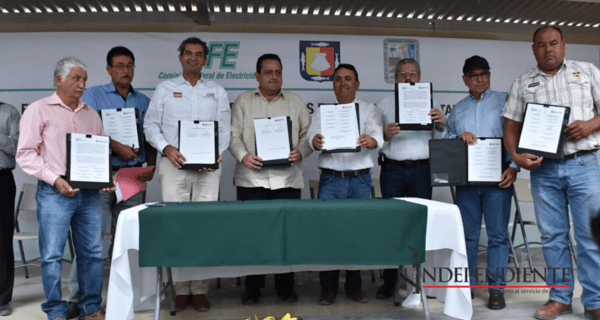 Firman acuerdo la CFE y gobierno del estado para llevar electricidad a comunidades del norte de BCS Firman acuerdo la CFE y gobierno del estado para llevar electricidad a comunidades del norte de BCS