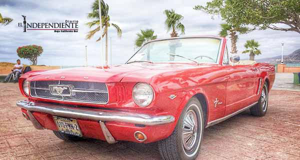 14 y 15 de mayo se realizará la XV edición del Desfile y Exposición Autos Clásicos y Antiguos