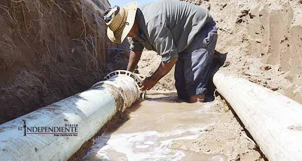 Se procederá contra empresa que tiró 2 millones 808 mil litros de agua en La Paz Se procederá contra empresa que tiró 2 millones 808 mil litros de agua en La Paz