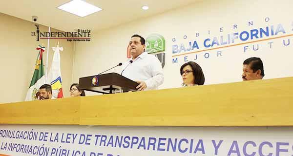 Decreta el Gobernador Mendoza nueva Ley de Transparencia para BCS Decreta el Gobernador Mendoza nueva Ley de Transparencia para BCS