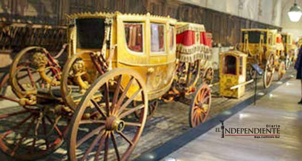 El Palacio de Versalles exhibe la Galería de las Carrozas